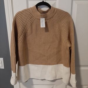 Banana Republic Tan and White Wool Sweater
